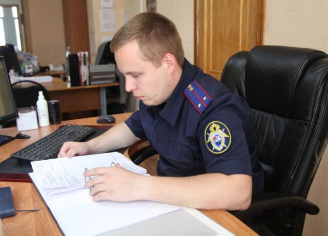 В Тверской области двое несовершеннолетних угнали чужой автомобиль В Тверской области двое несовершеннолетних угнали чужой автомобиль