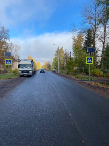 В Тверской области под колеса Мерседеса попала 13-летняя девочка