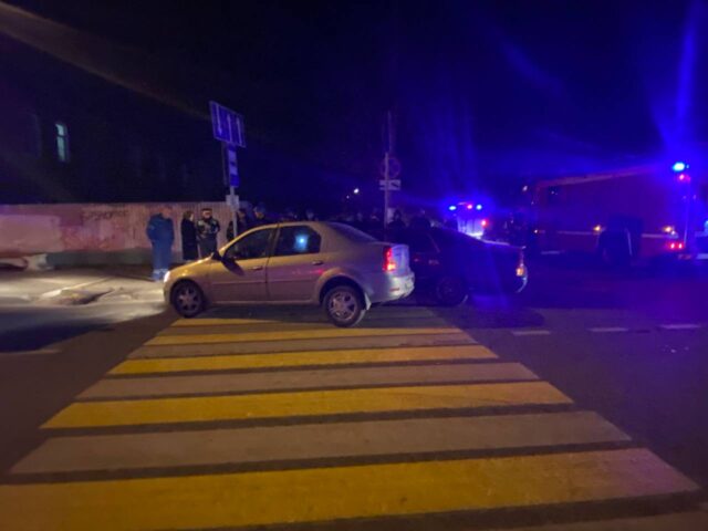 В Твери в аварии пассажирка ушибла бедро В Твери в аварии пассажирка ушибла бедро