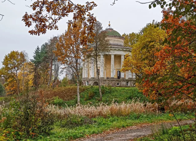 Илья Путятин презентует книгу о наследии архитектора Николая Львова