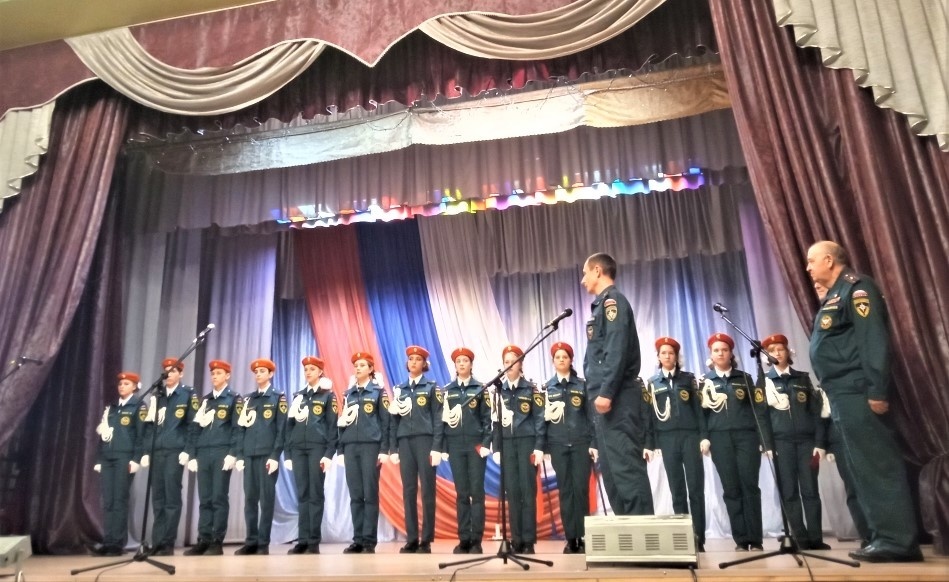 В Ржеве состоялась церемония посвящения в кадеты МЧС России