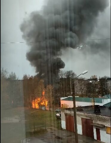 В Тверской области загорелся павильон В Тверской области загорелся павильон