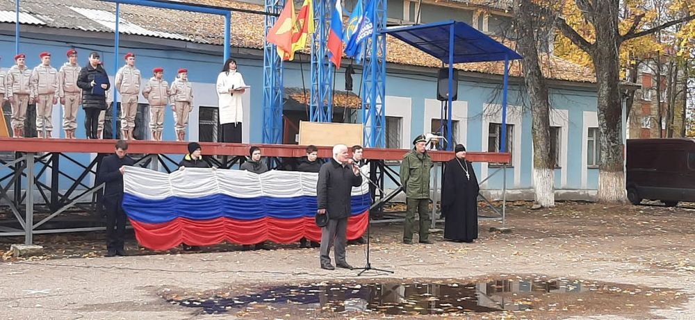 В Бологое проводили мобилизованных на сборный пункт