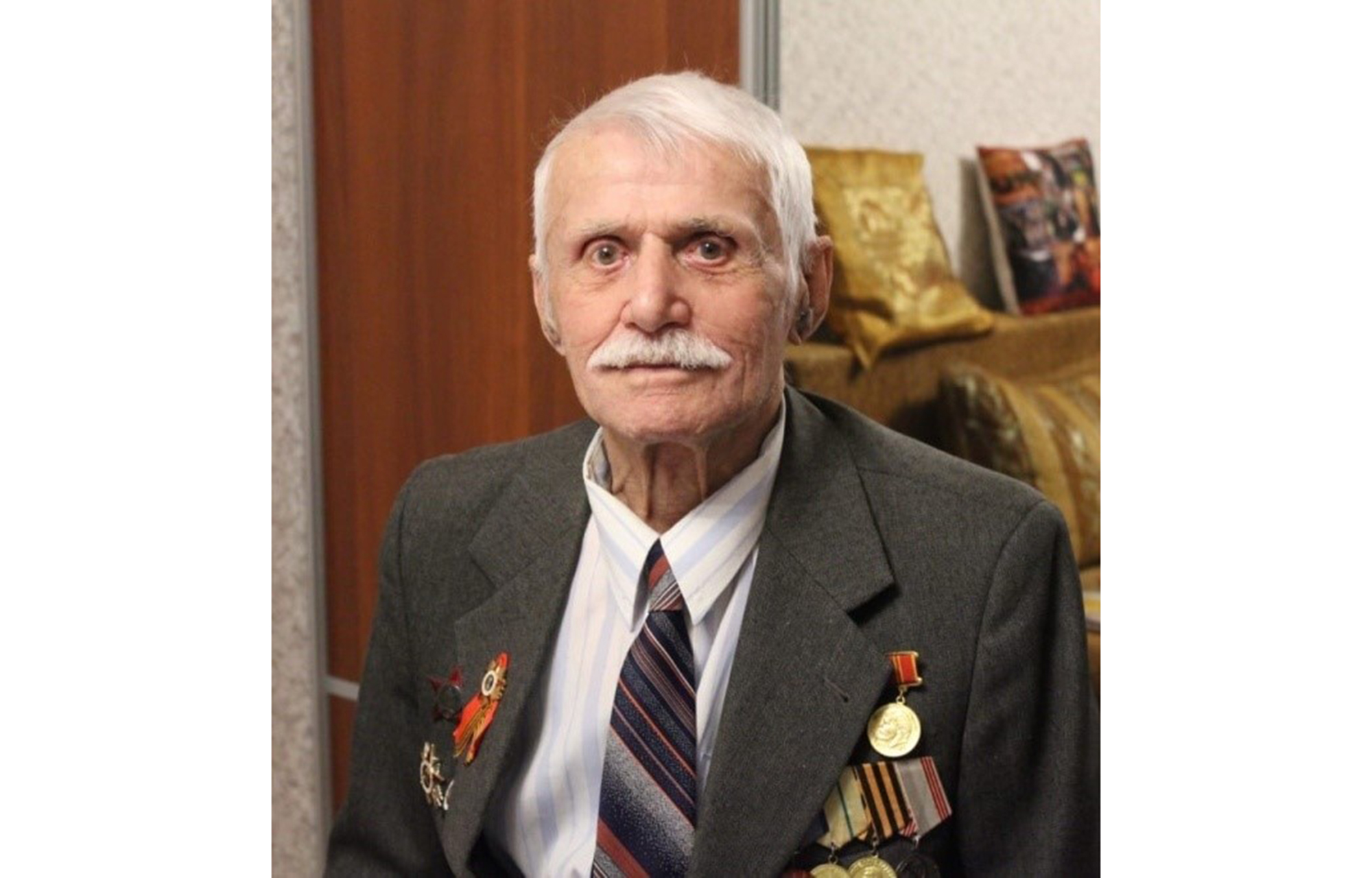 Игорь Руденя поздравил со 101-летием участника Великой Отечественной войны Михаила Александровича Кутина