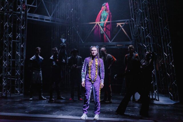 Тверской ТЮЗ приглашает отправиться по просторам вселенной