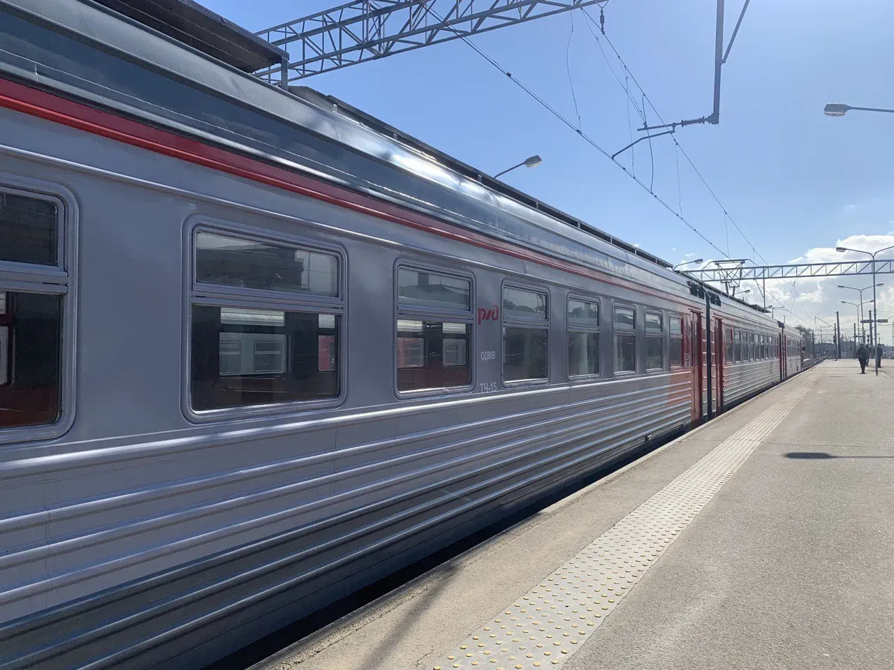 Житель Тверской области погиб под электропоездом в Санкт-Петербурге