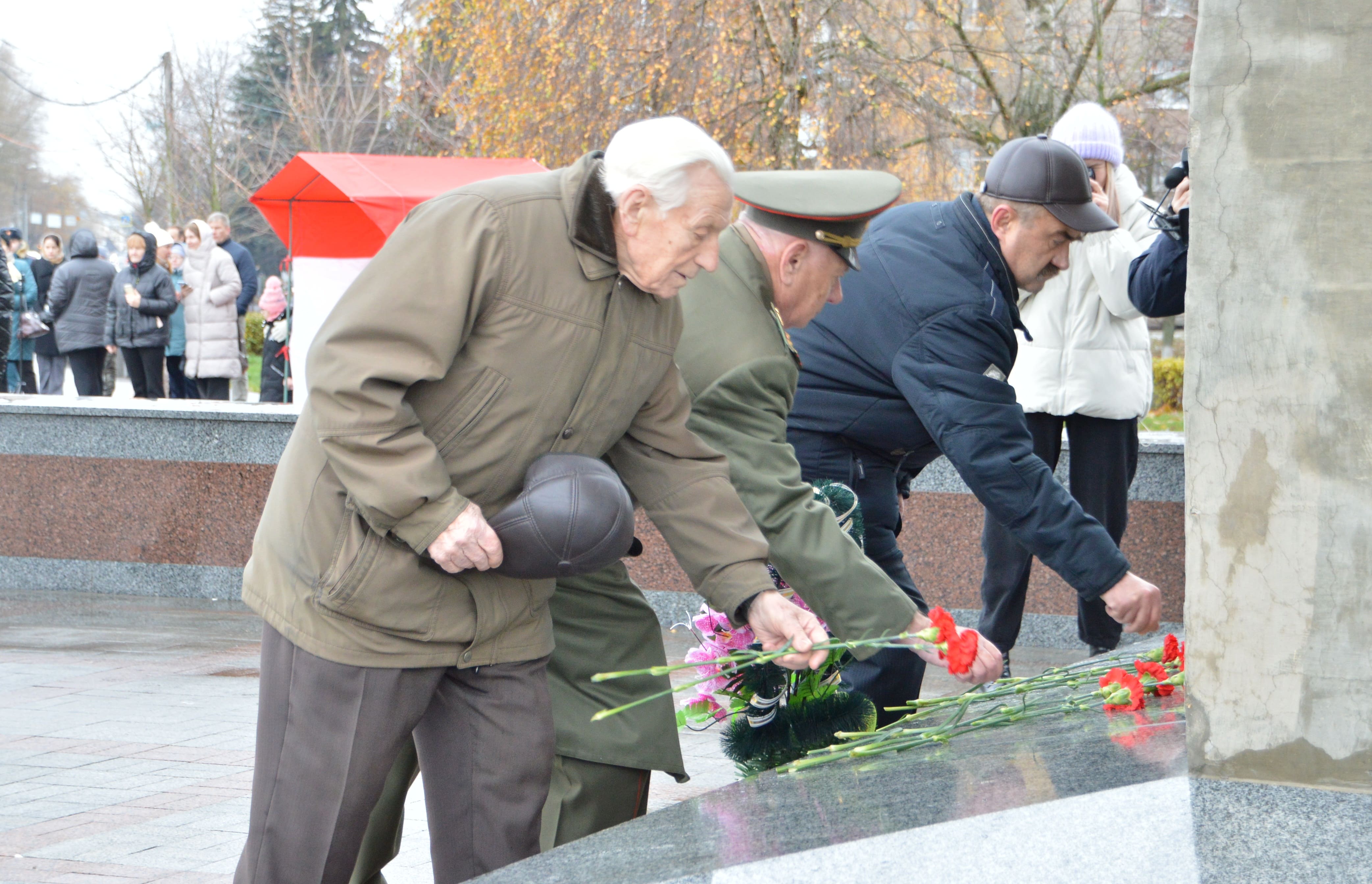 В Твери прошла патриотическая акция «Равнение на бессмертие»