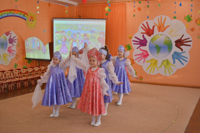 В тверском детском саду прошло мероприятие «Мы разные, но мы вместе» В тверском детском саду прошло мероприятие «Мы разные, но мы вместе»