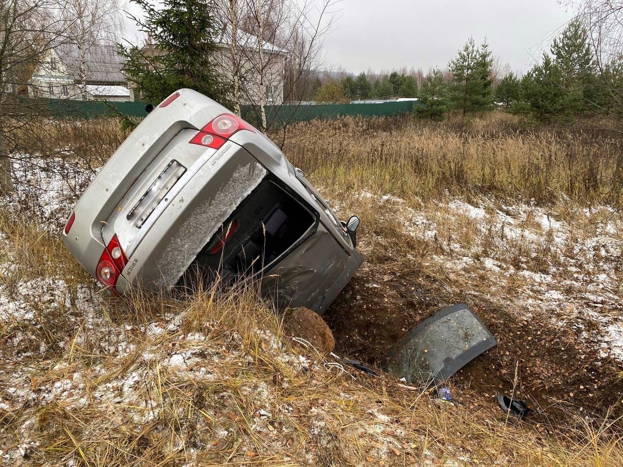 В Тверской области 63-летний водитель попал в ДТП на летней резине