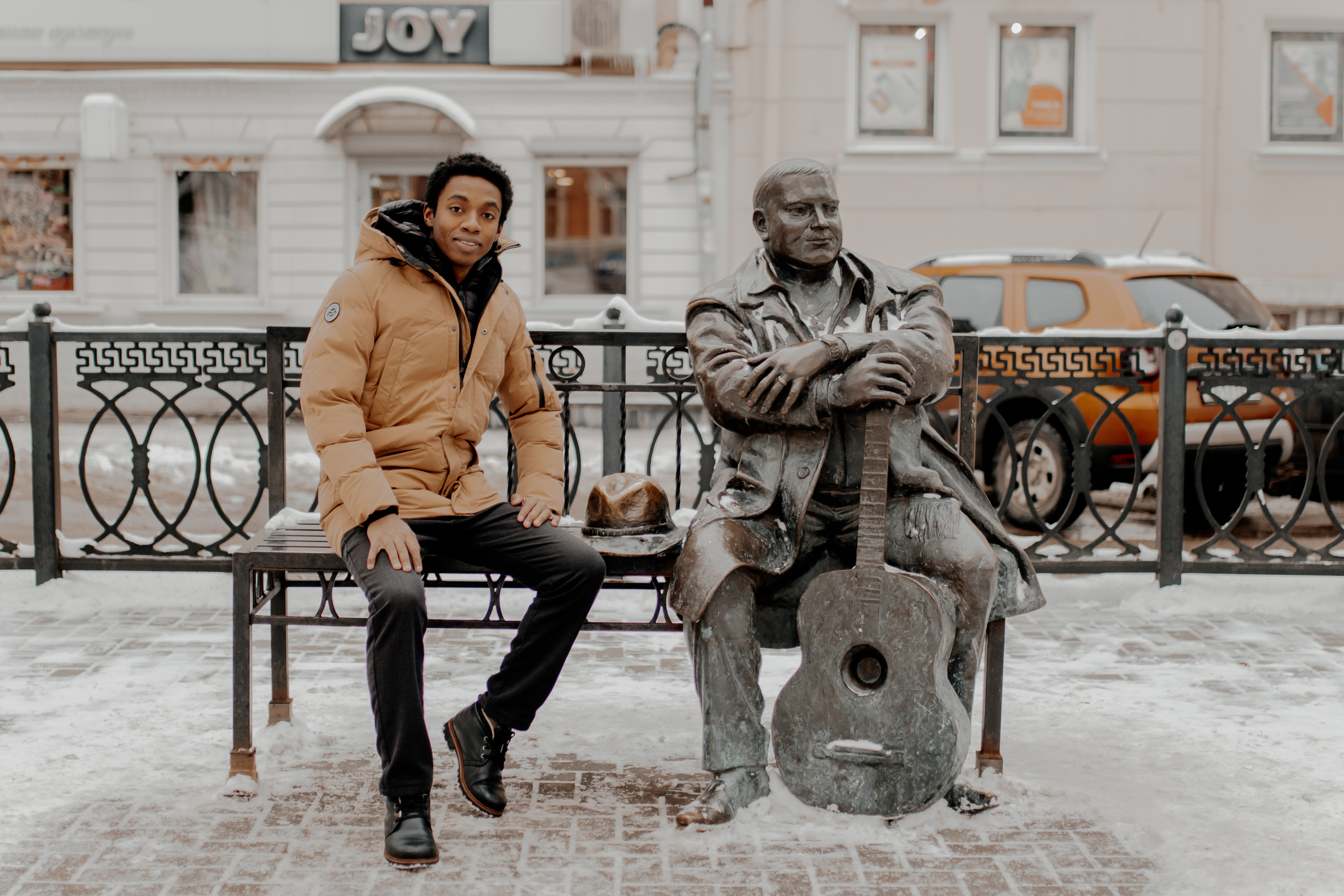 Малагасиец в Твери: Какие вопросы чаще всего задают жителю Мадагаскара