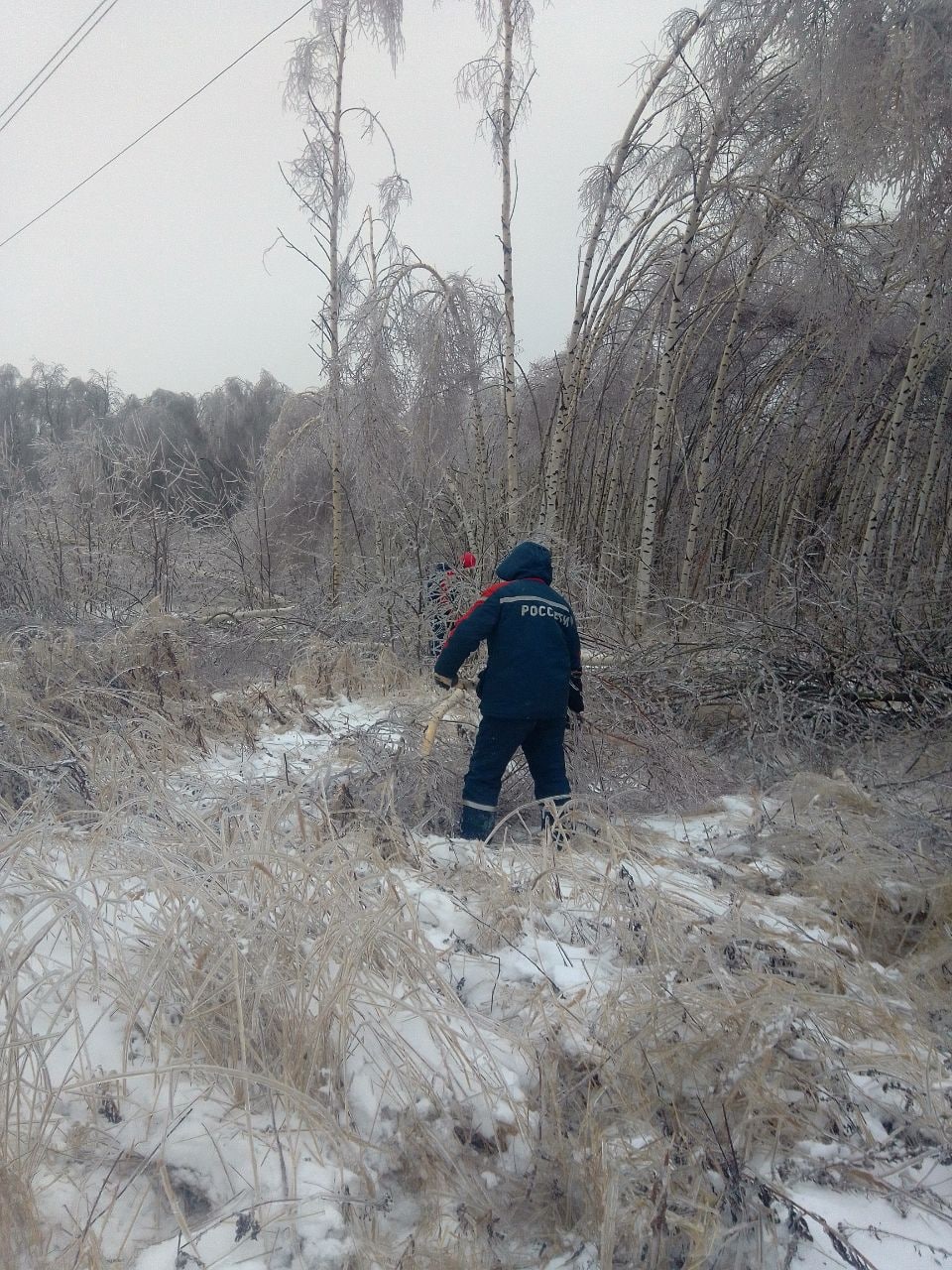 Игорь Маковский: энергетики продолжают аварийно-восстановительные работы и готовятся к новым вызовам непогоды