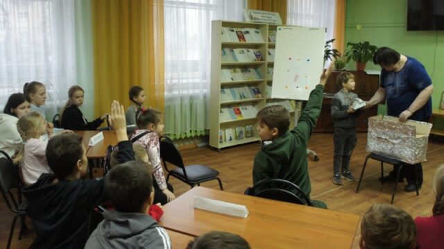 В нелидовской библиотеке школьники совершили путешествие в сказку