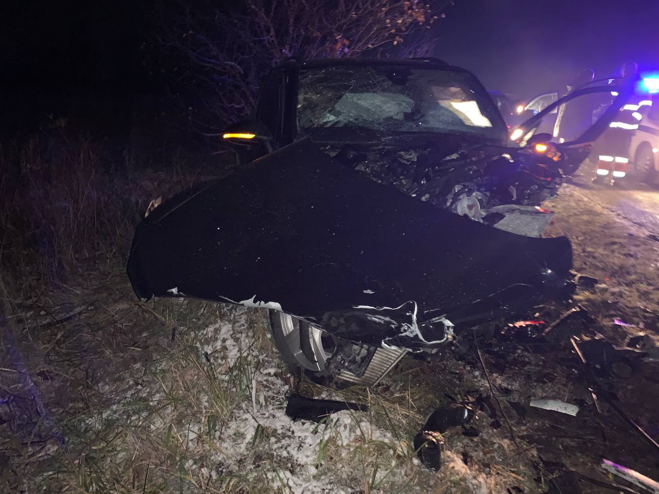 В страшном лобовом столкновении автомобилей в Тверской области погиб водитель