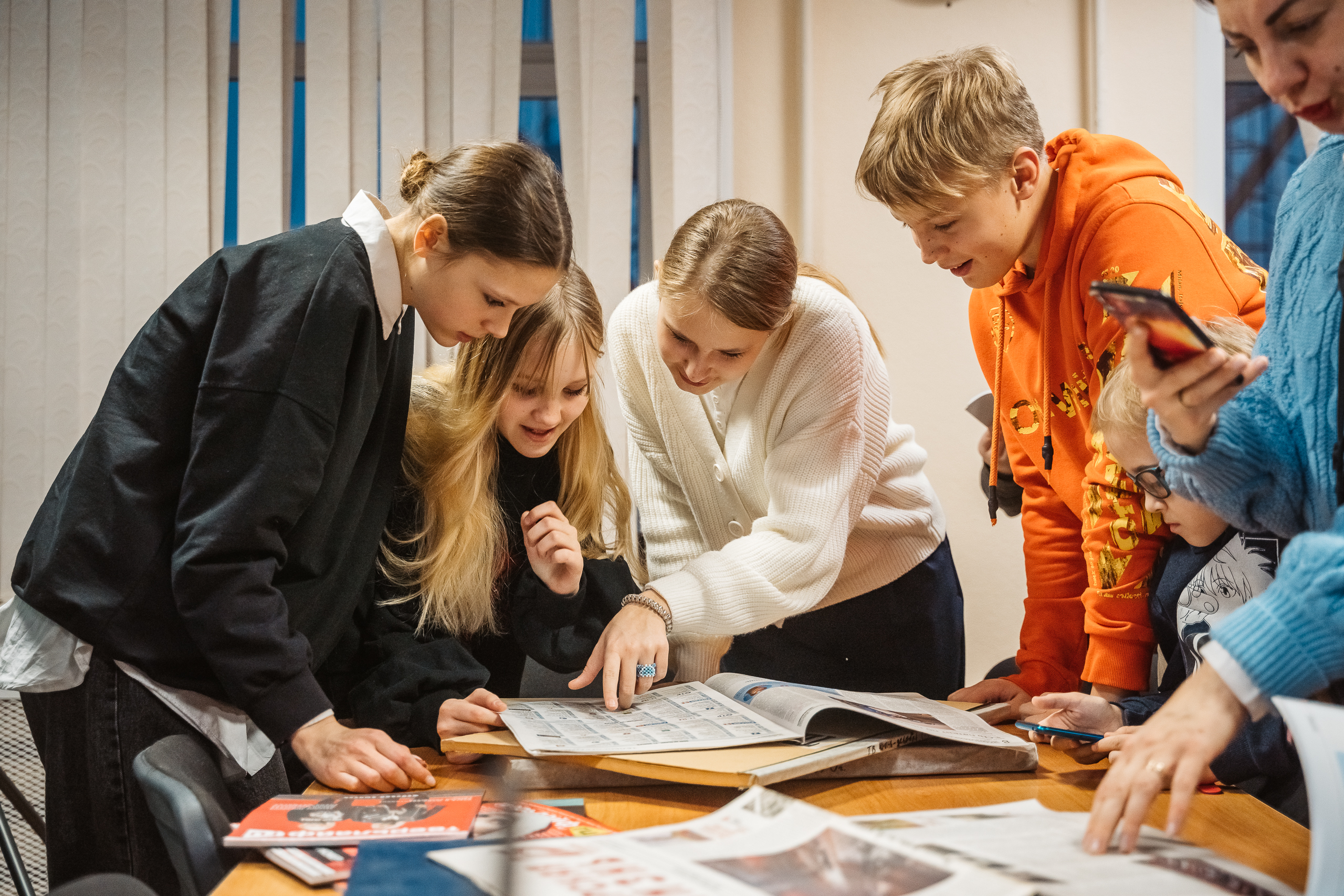 Юные журналисты побывали с экскурсией в РИА Верхневолжье Юные журналисты побывали с экскурсией в РИА Верхневолжье