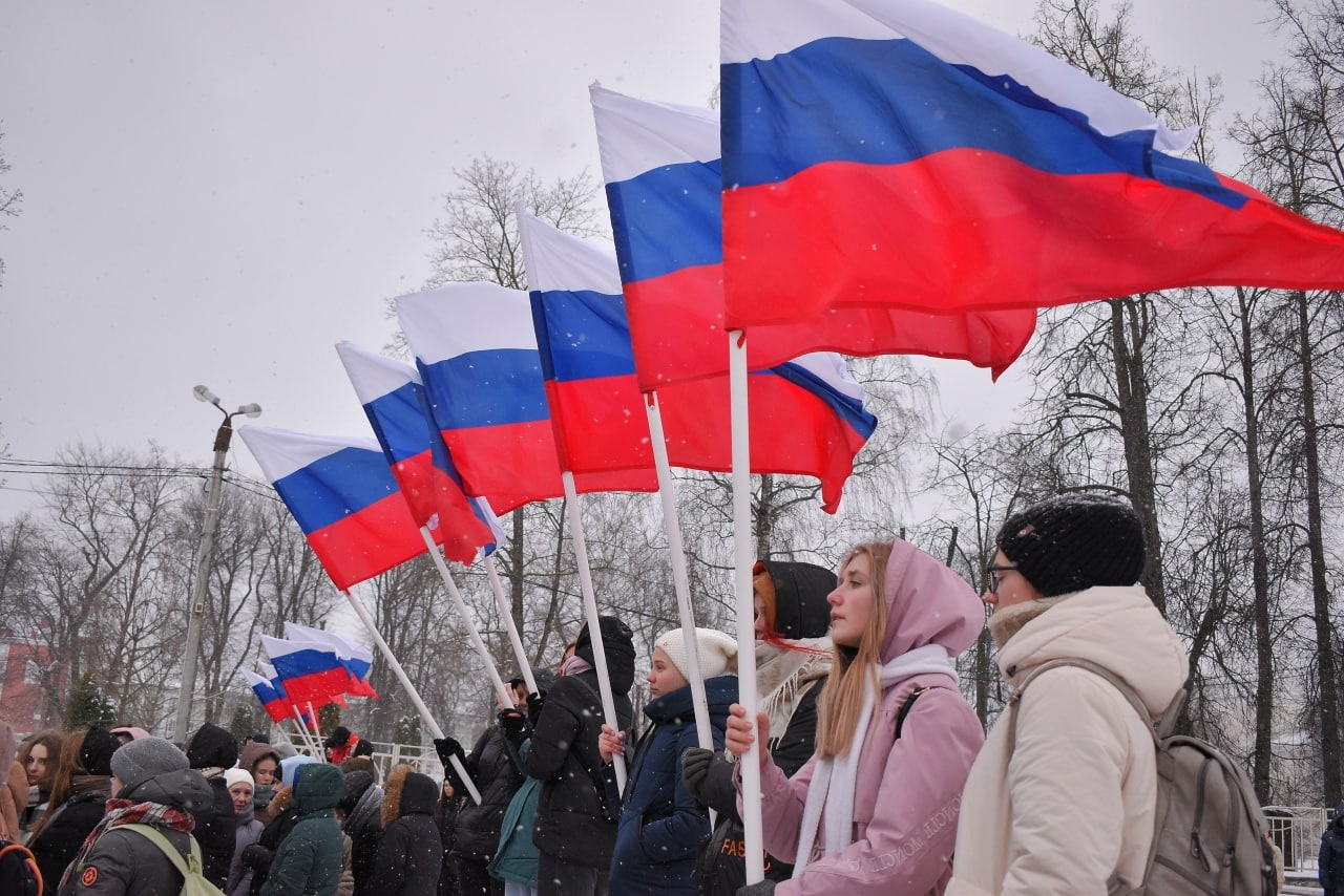 В Твери прошел митинг - концерт в поддержку Вооруженных сил РФ