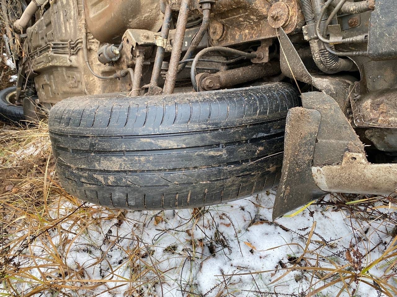 В Тверской области 63-летний водитель попал в ДТП на летней резине
