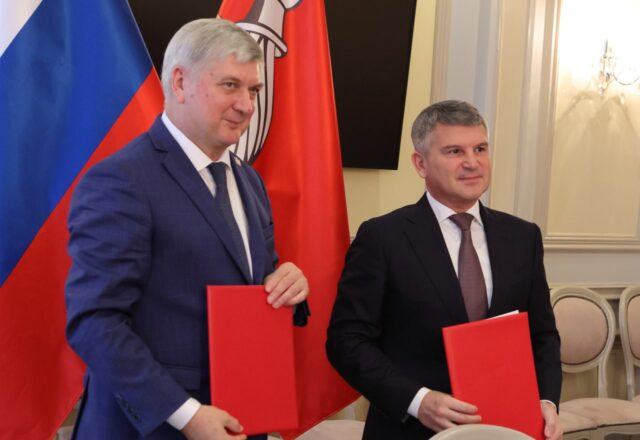 Александр Гусев и Игорь Маковский создадут систему автоматизации сбора и анализа данных для решения ряда региональных задач в Воронежской области Александр Гусев и Игорь Маковский создадут систему автоматизации сбора и анализа данных для решения ряда региональных задач в Воронежской области