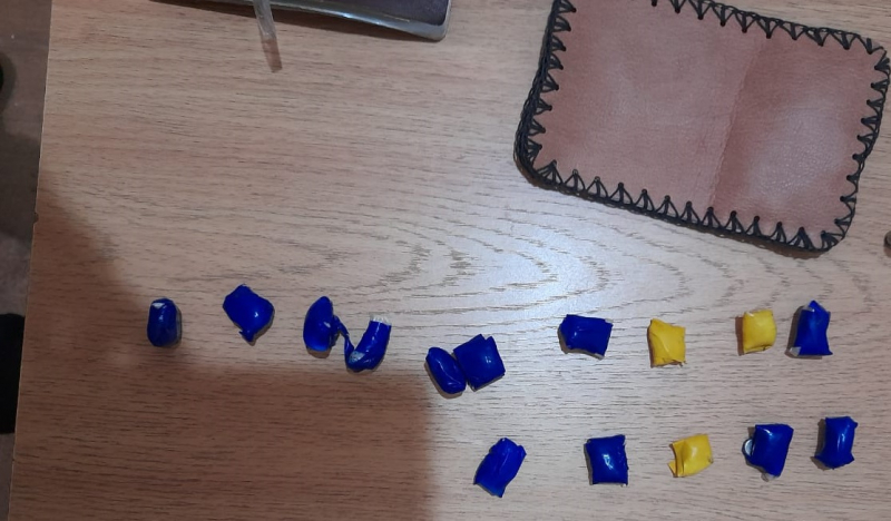 В Твери задержали 20-летнюю девушку-наркокурьера