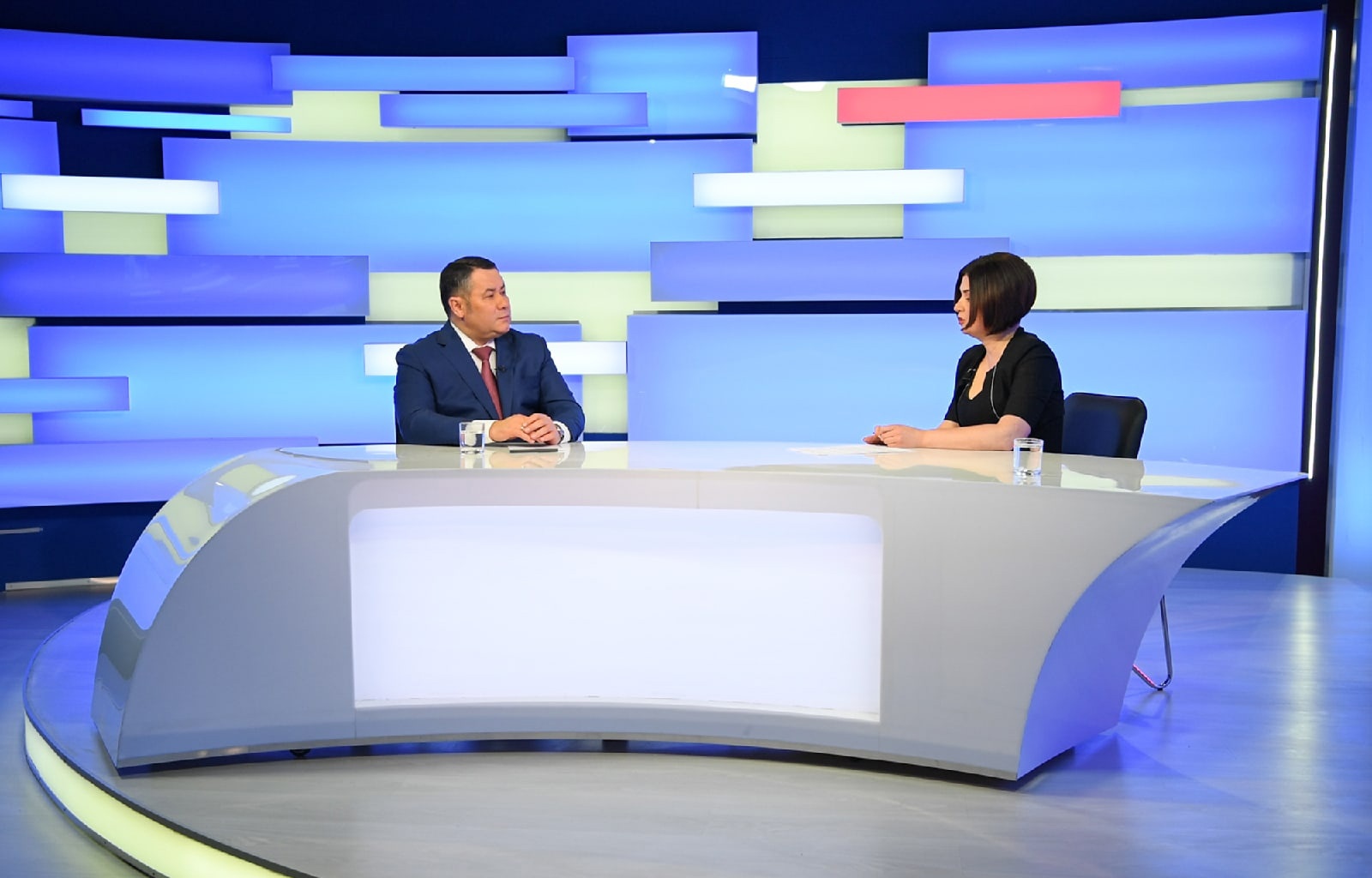 Приезд Путина, поддержка мобилизованных и ремонт дорог: Главные темы прямого эфира с Игорем Руденей