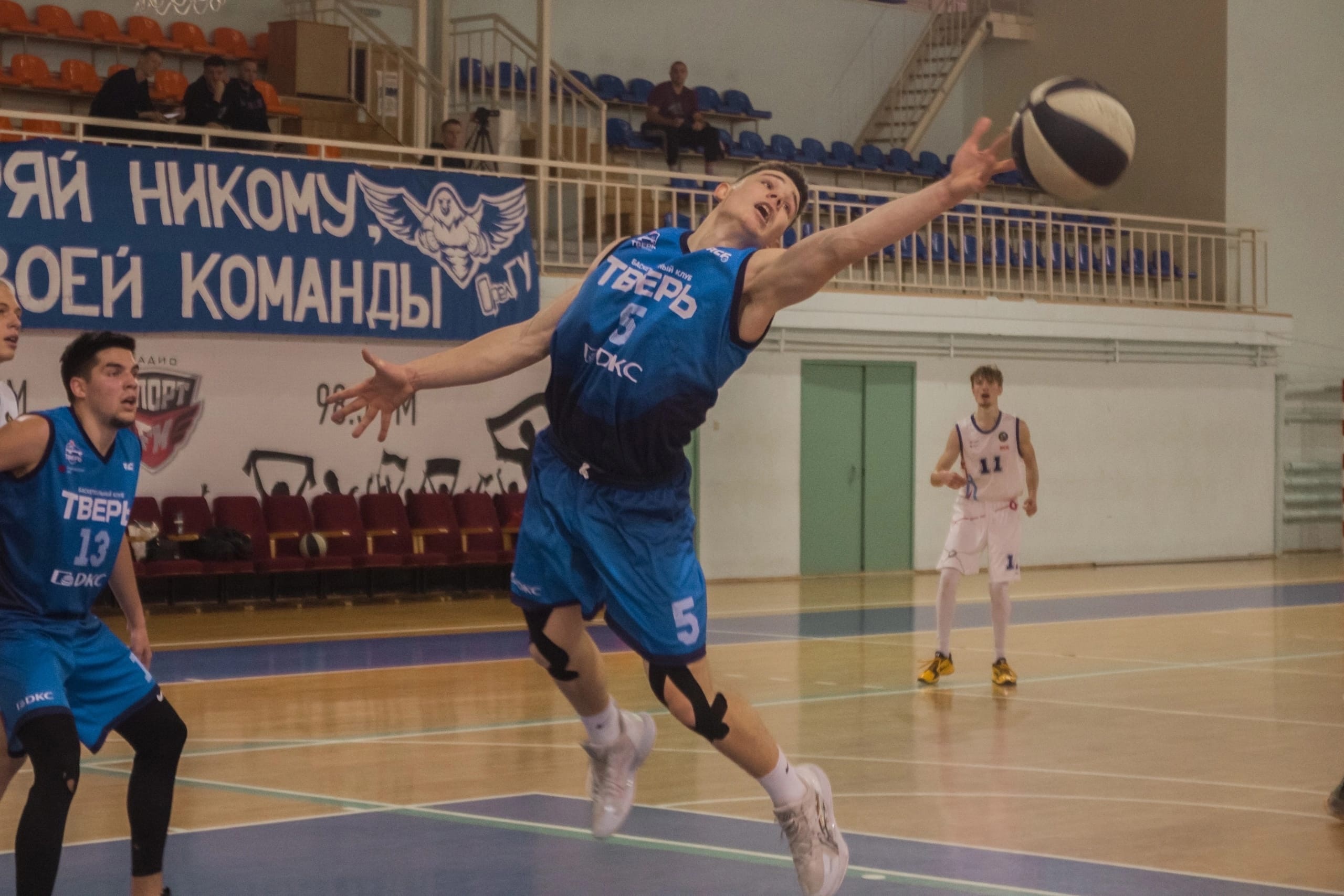 После игр в Орле баскетбольная команда "Тверь" оказалась на четвертом месте турнирной таблицы