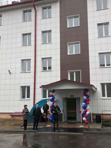 Семьи Нелидова переехали в новые комфортабельные квартиры Семьи Нелидова переехали в новые комфортабельные квартиры