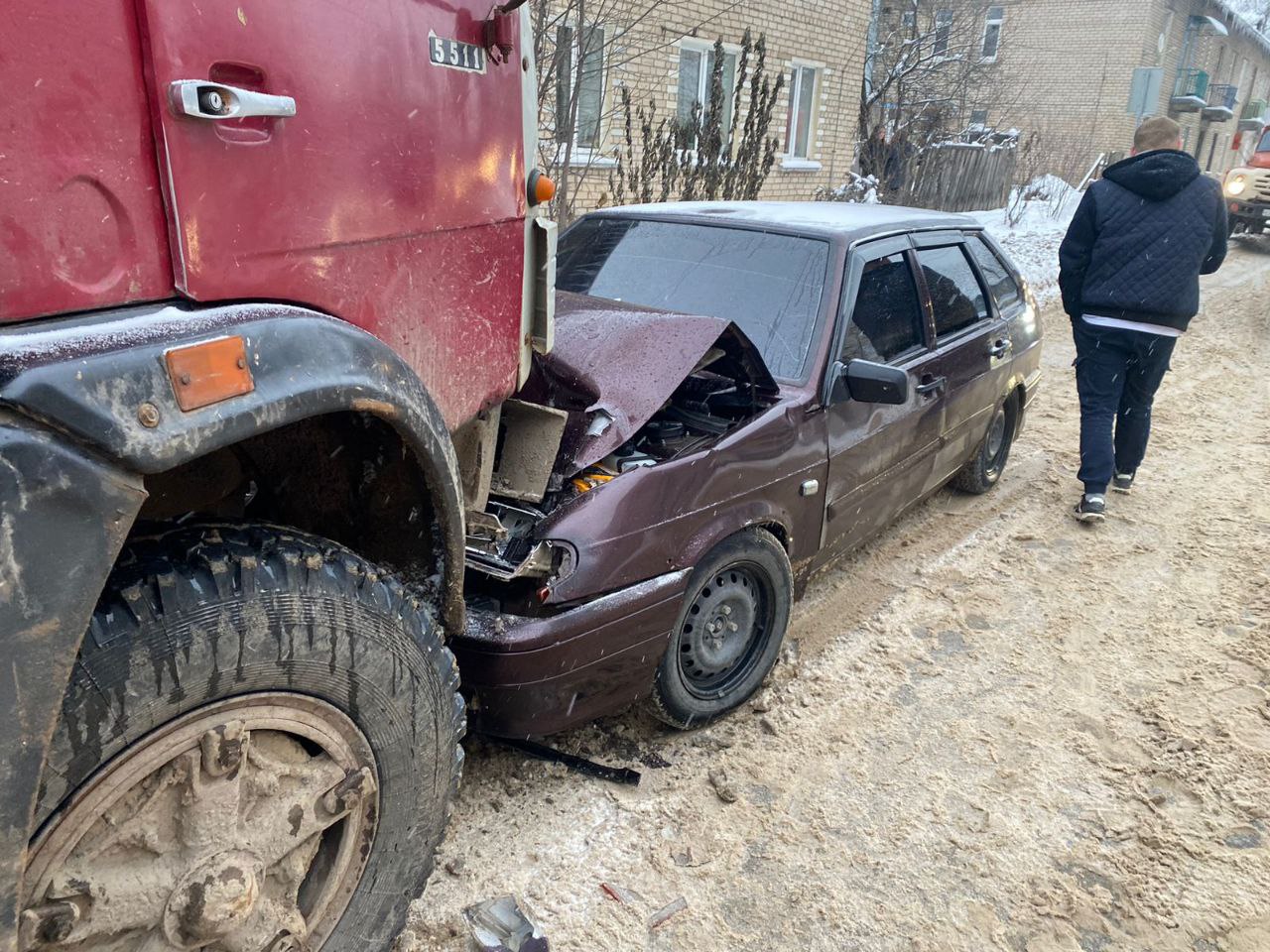 Две девушки получили травмы в ДТП в Торжке