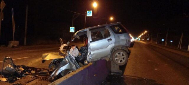 В Тверской области иномарка протаранила ограждение - водитель погиб