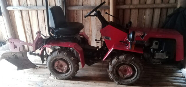 В Тверской области пьяный 18-летний парень угнал мини-трактор