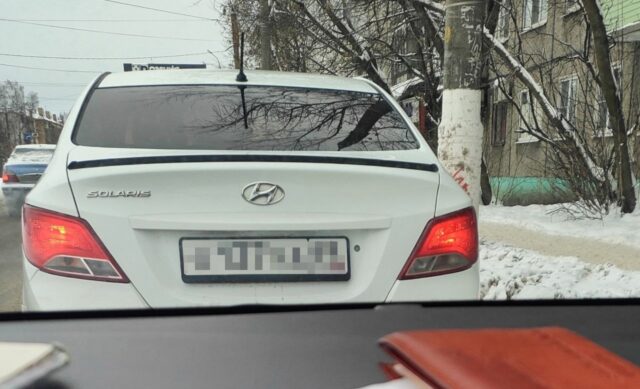 В Твери сотрудники ГИБДД ловили таксистов-нарушителей