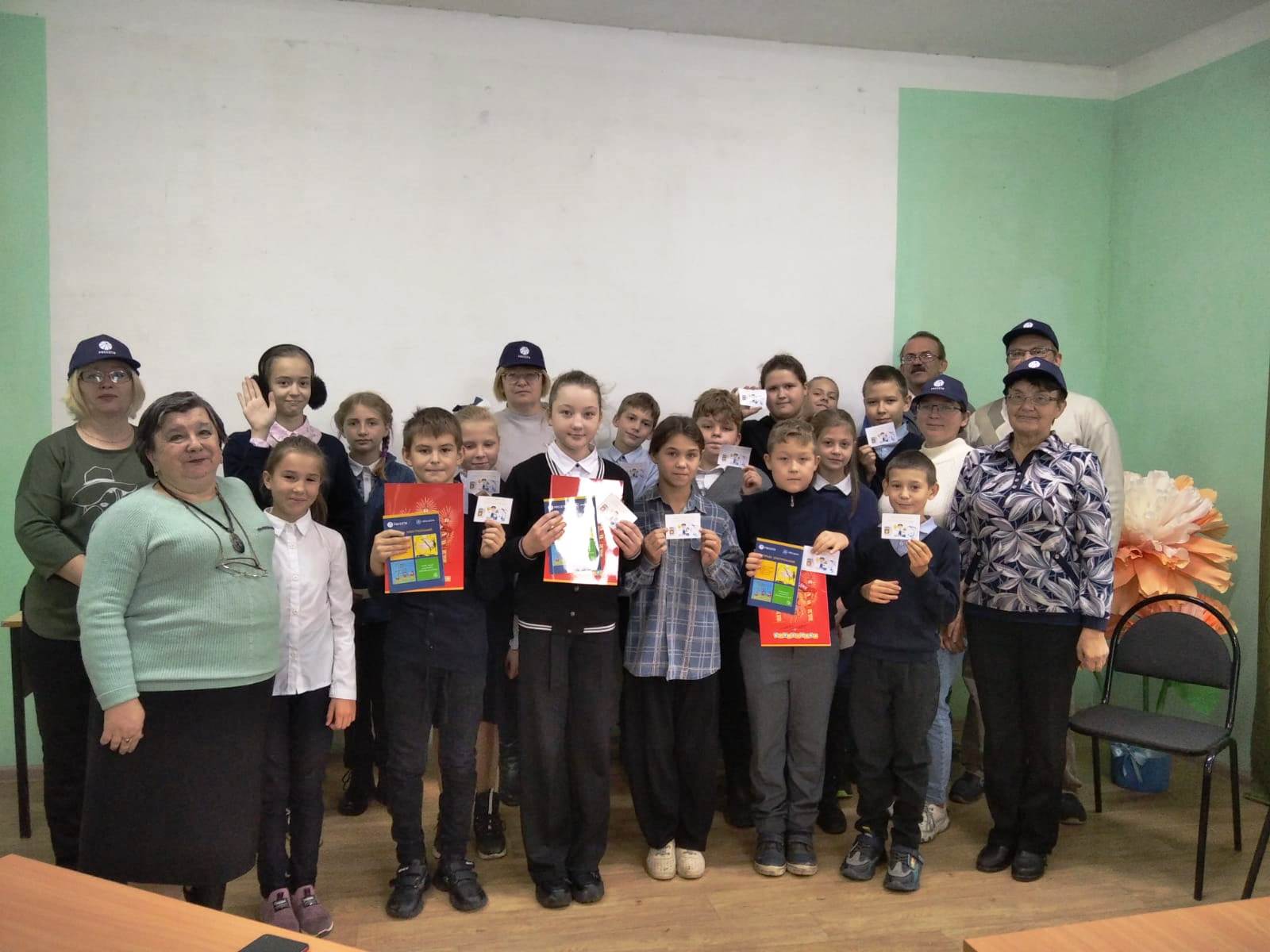 Энергетики Тверьэнерго и руководство Лесного муниципального округа объединились, чтобы рассказать детям об электричестве Энергетики Тверьэнерго и руководство Лесного муниципального округа объединились, чтобы рассказать детям об электричестве