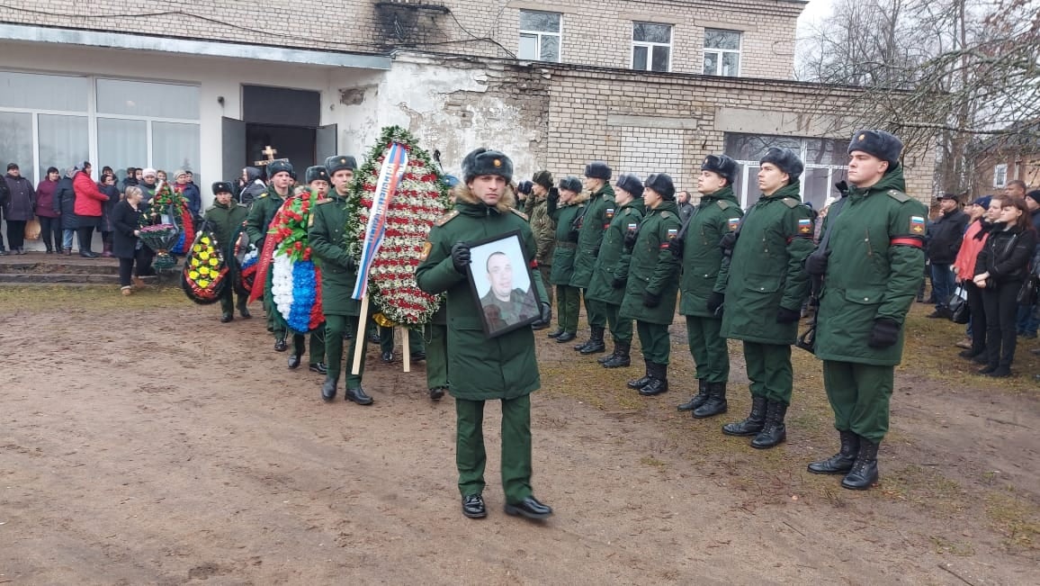 В посёлке Березайка простились с погибшим в зоне СВО военнослужащим