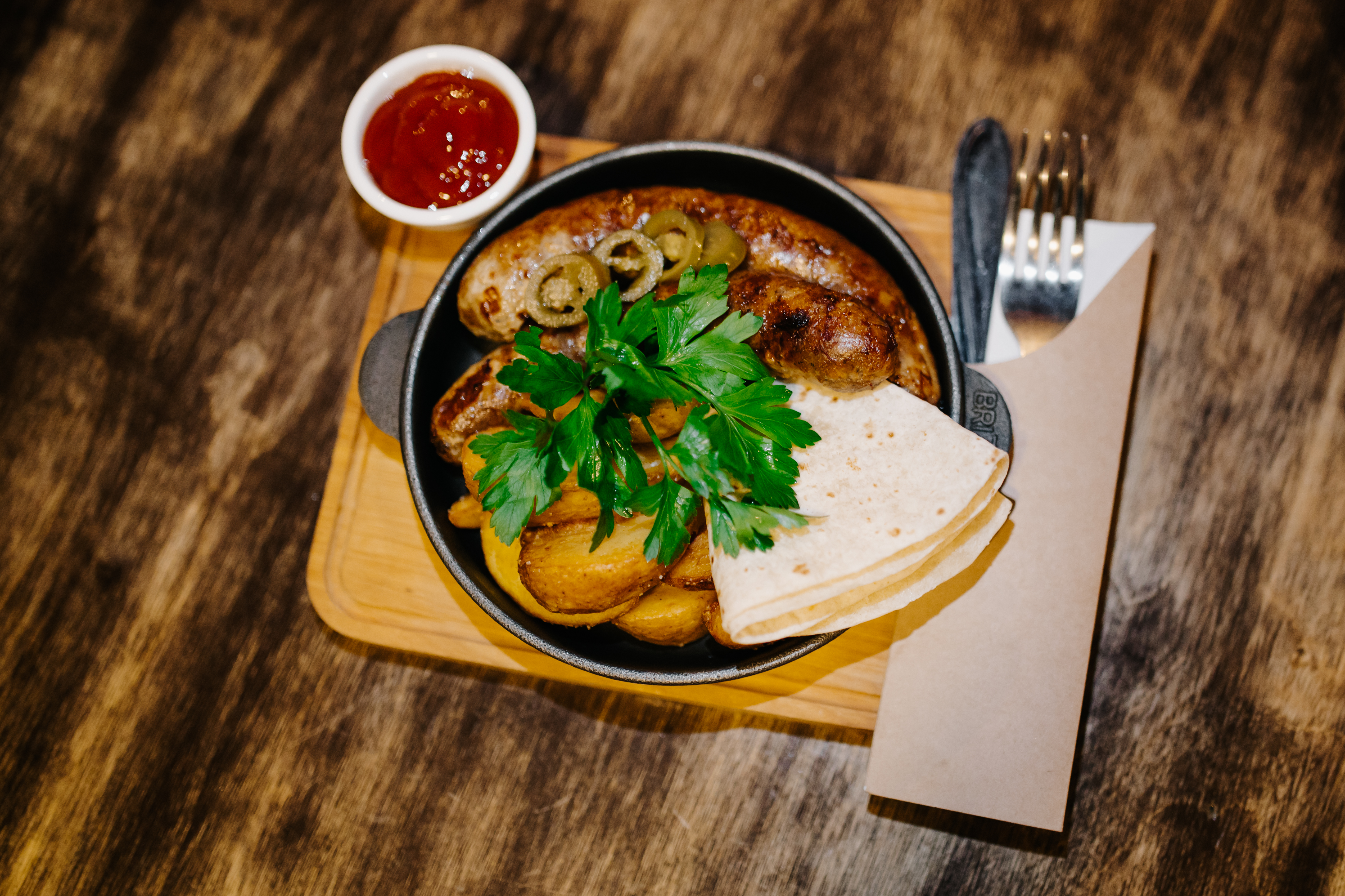 Поели за вас: чем нас удивила кухня андеграунд клуба Big Ben