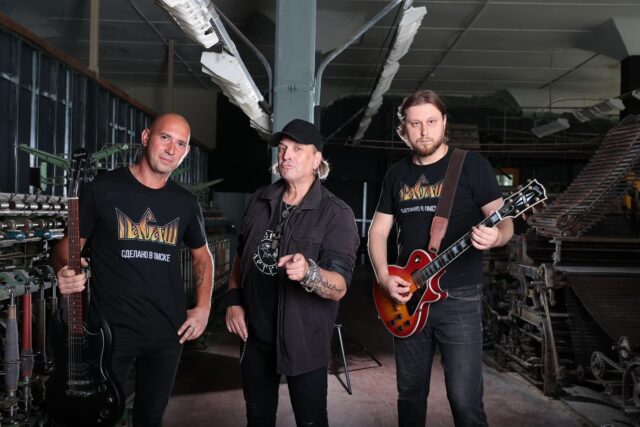 Жителей Твери приглашают на концерт Артура Беркута и группы "Пасаш" Жителей Твери приглашают на концерт Артура Беркута и группы "Пасаш"