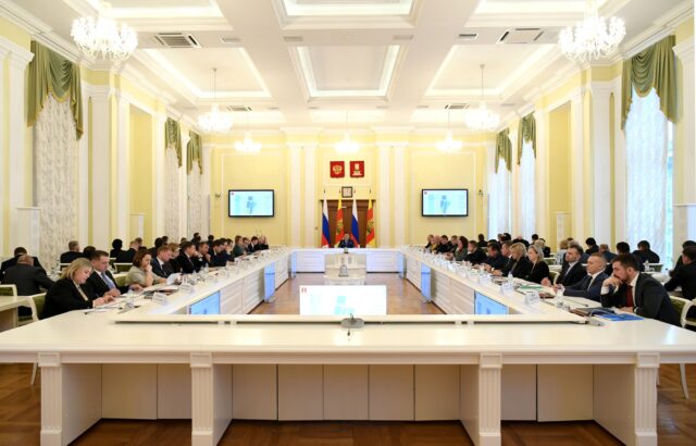 Игорь Руденя поставил задачи по развитию сети МФЦ в Верхневолжье Игорь Руденя поставил задачи по развитию сети МФЦ в Верхневолжье