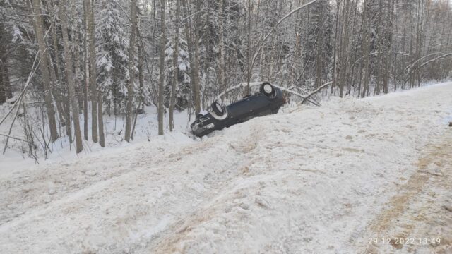 В Тверской области пожилой водитель съехал в кювет