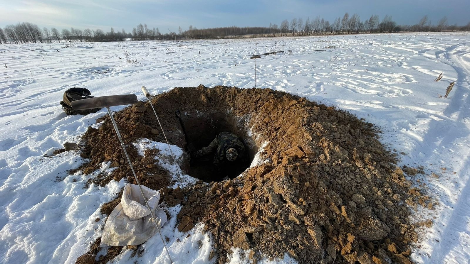 Поисковики обнаружили в Ржевском районе десять останков красноармейцев Поисковики обнаружили в Ржевском районе десять останков красноармейцев