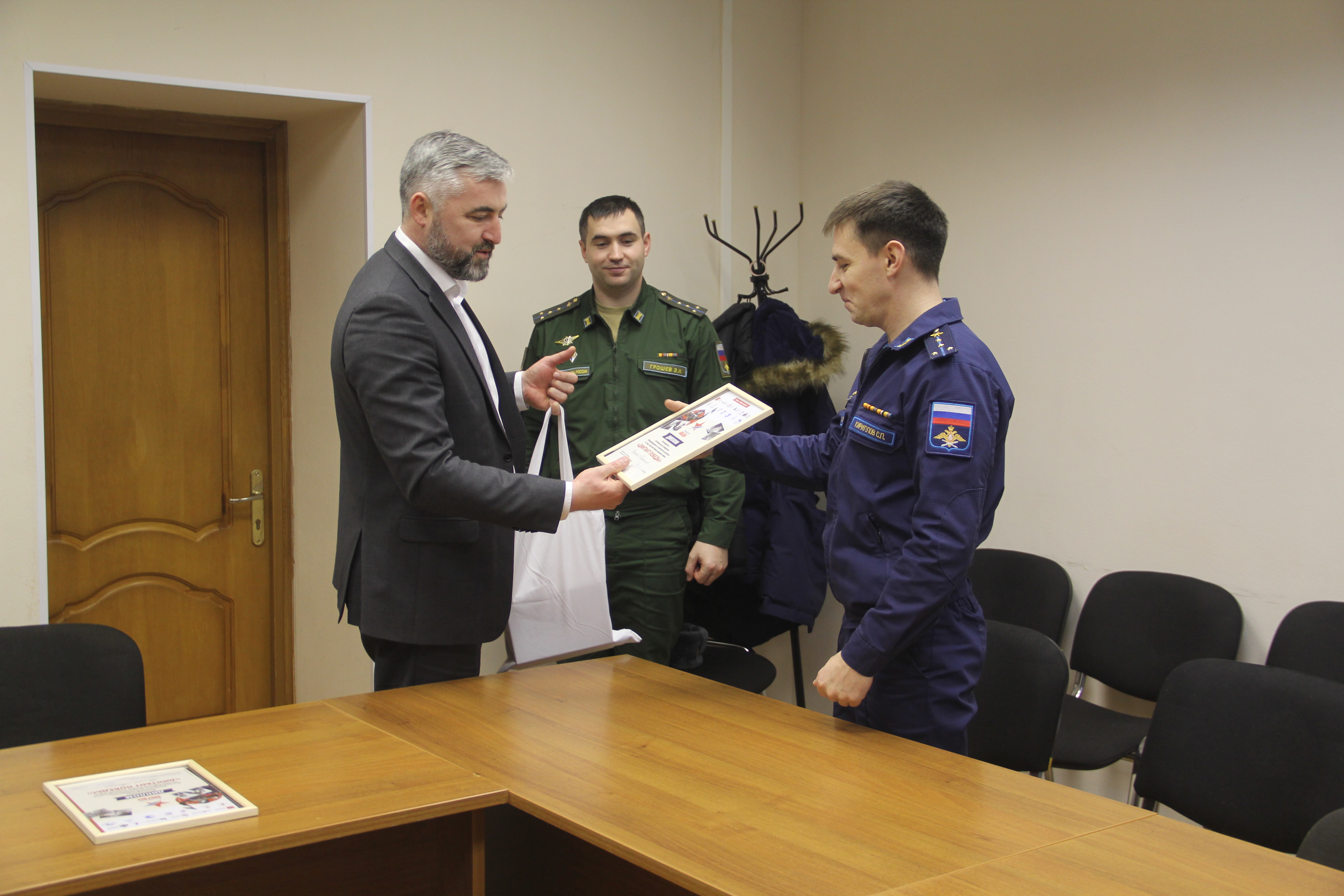 Победителей Диктанта Победы - 2022 наградили в Тверской области Победителей Диктанта Победы - 2022 наградили в Тверской области