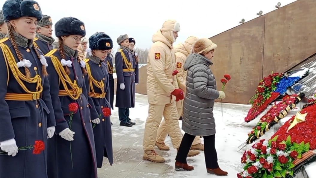 Старт Году педагога и наставника дали на Ржевском мемориале