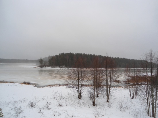 В первый день 2023 года на берегу озера Охват состоялся пленэр