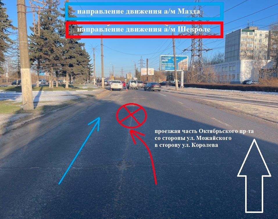 Две иномарки не поделили дорогу в Твери