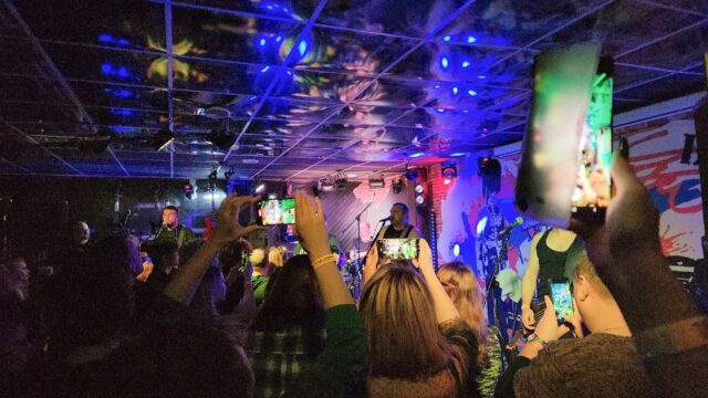 Дорожные истории от музыкантов: "АнимациЯ"завершила большой тур по городам России в Твери Дорожные истории от музыкантов: "АнимациЯ"завершила большой тур по городам России в Твери