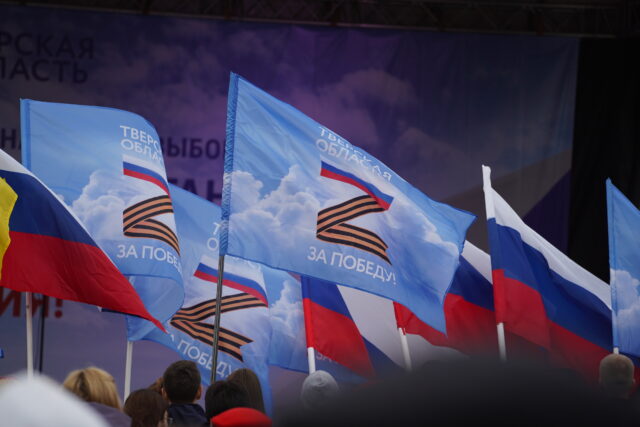 Военнослужащие из Тверской области передали жителям региона поздравления с Новым годом