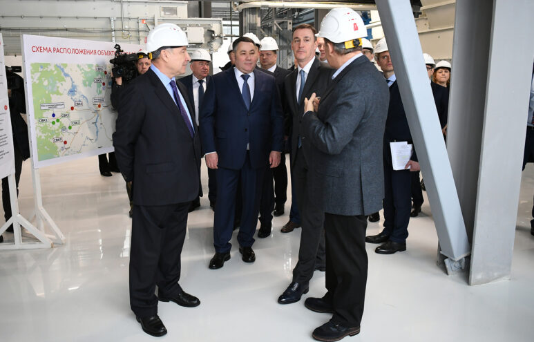 Дмитрий Патрушев и Игорь Руденя дали старт второй очереди завода по производству комбикормов в Бежецком районе