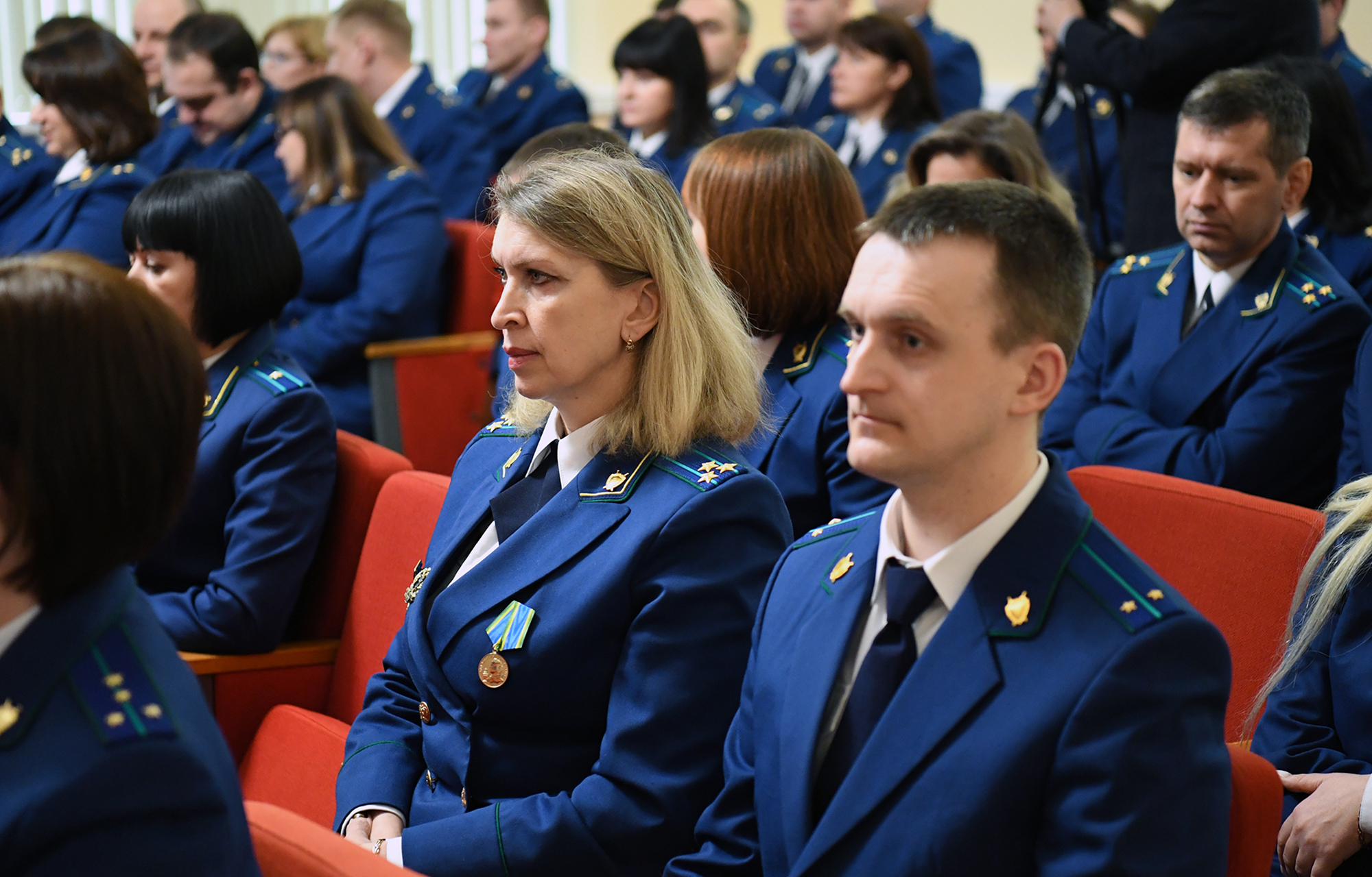 Игорь Руденя в День работника прокуратуры РФ наградил сотрудников ведомства в Тверской области