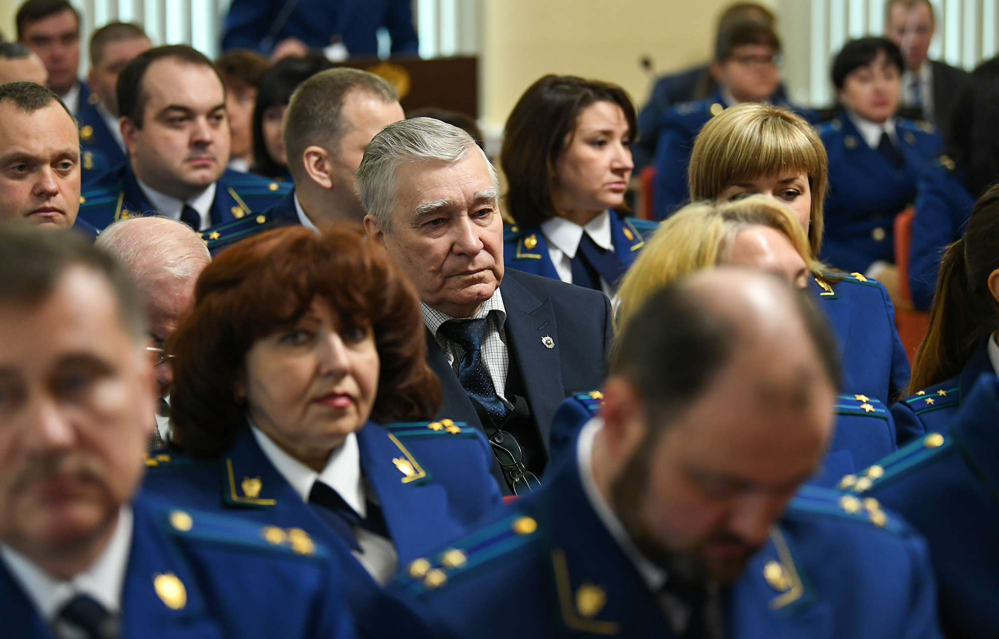 Игорь Руденя в День работника прокуратуры РФ наградил сотрудников ведомства в Тверской области