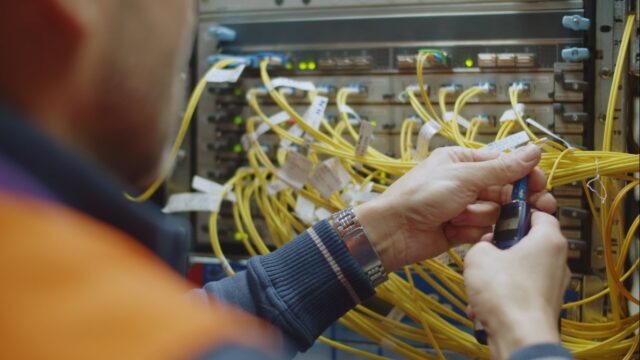 «Цифровая образовательная среда»: «Ростелеком» создал ИТ-инфраструктуру в 9 тысячах школ «Цифровая образовательная среда»: «Ростелеком» создал ИТ-инфраструктуру в 9 тысячах школ