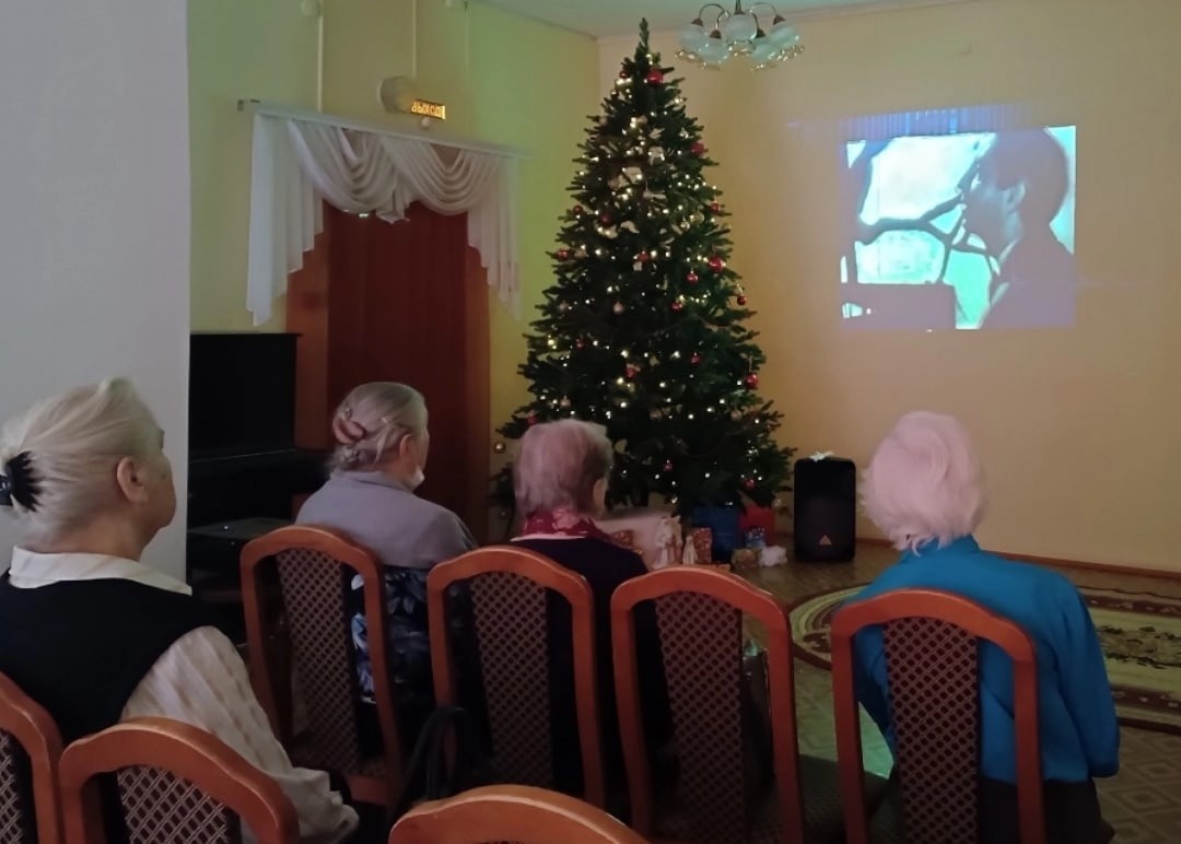 Жители Торопца побывали на виртуальном концерте Тверской филармонии Жители Торопца побывали на виртуальном концерте Тверской филармонии