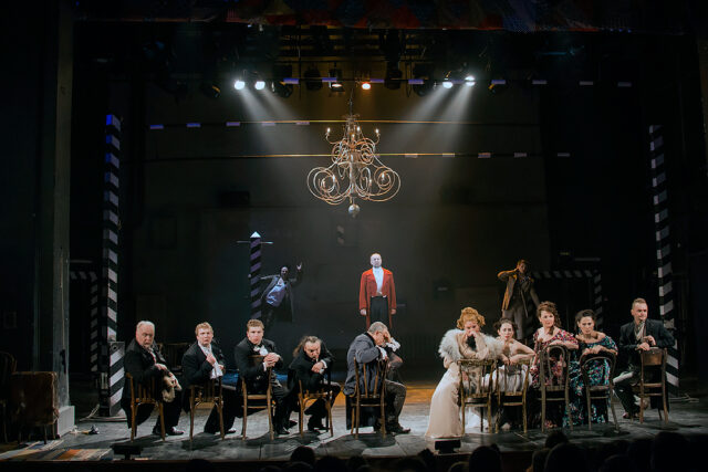 Тверской театр юного зрителя посетят "Мёртвые души" Тверской театр юного зрителя посетят "Мёртвые души"