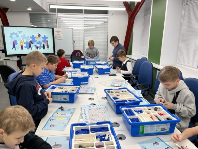 На заседании правительства принята новая программа «Развитие образования Тверской области» На заседании правительства принята новая программа «Развитие образования Тверской области»