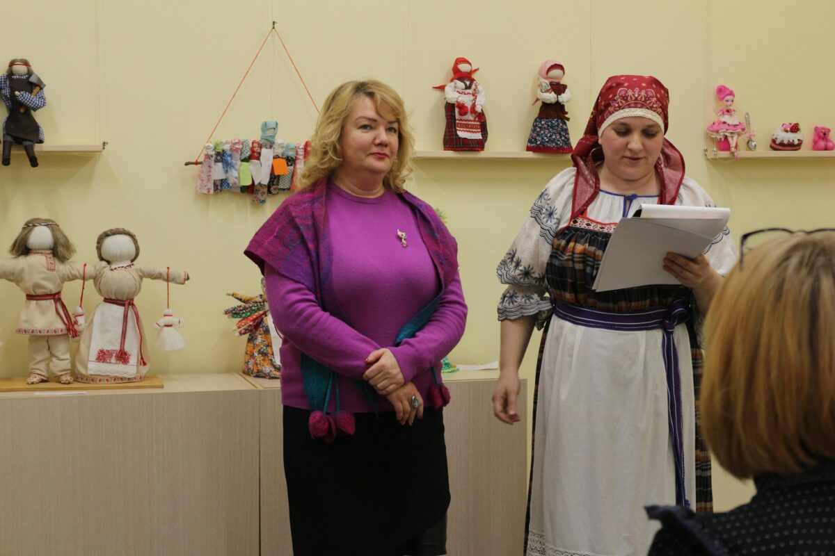 Выставка кукол открылась в Вышнем Волочке